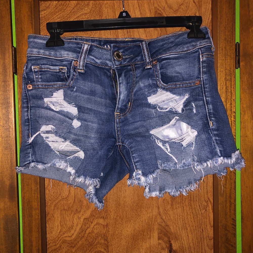 American Eagle Distressed shorts